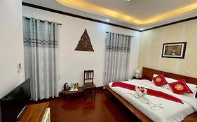 Villa Phathana Royal View Hotel